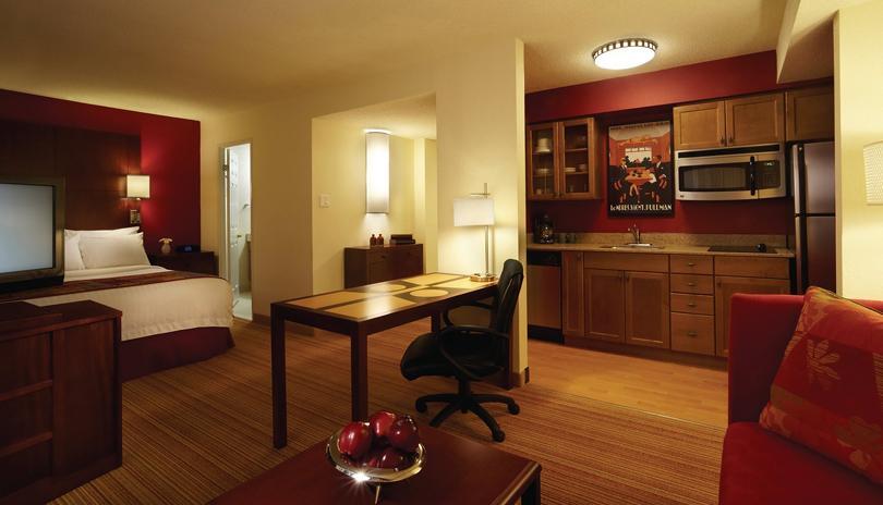 Staycation Package with Residence Inn by Marriott London Downtown